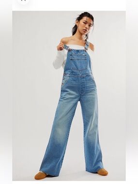 Wrangler Flared Denim Wide-Leg Overalls Size Small